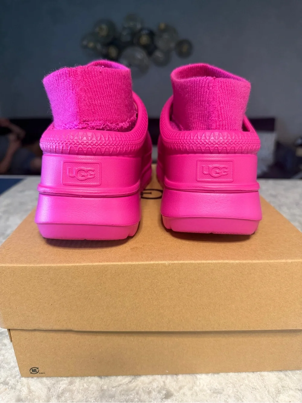 UGG Tasman X Waterproof Clog Boots – Dragon Fruit Pink – Women’s US 7 – NWT